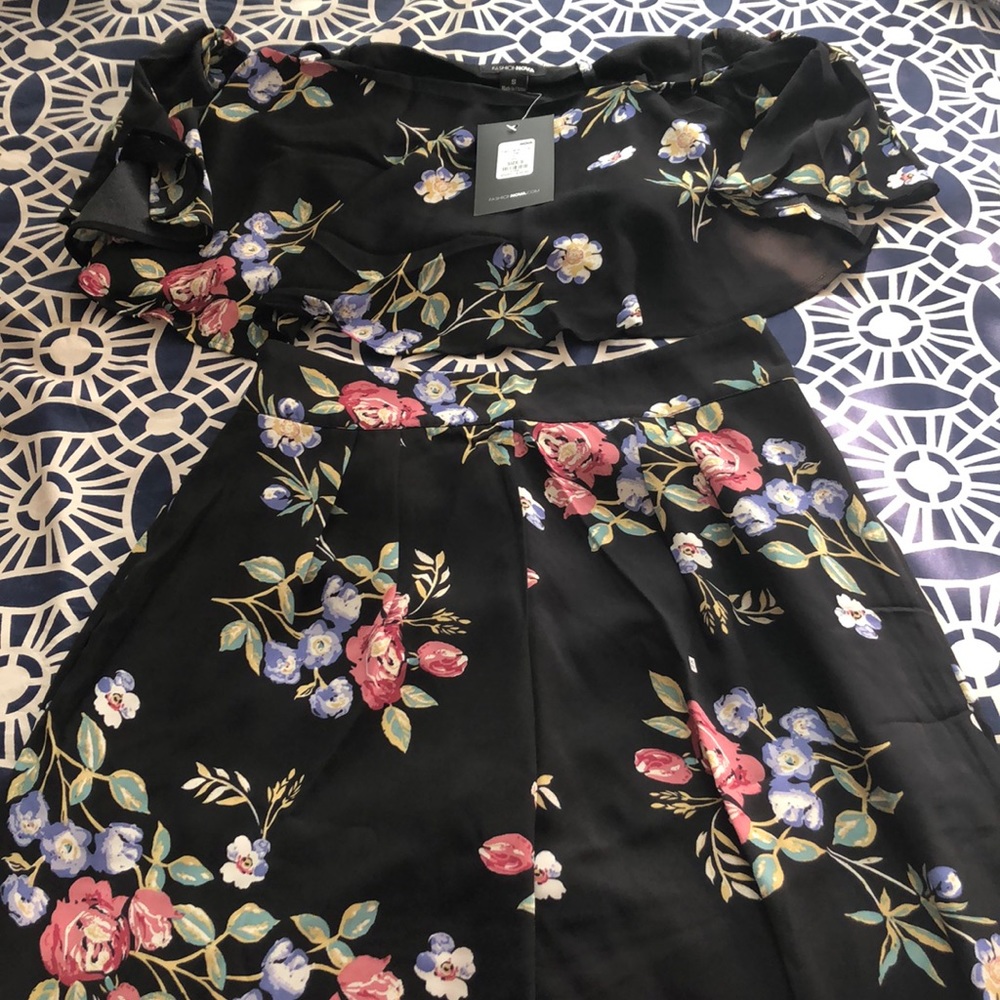 FASHION NOVA 2-PIECE SUMMER FLORAL SET!